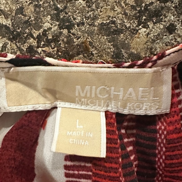 3 for $20 Closet Sale | Mix and Match Michael Kors Wrap Top Lare - Picture 4 of 6